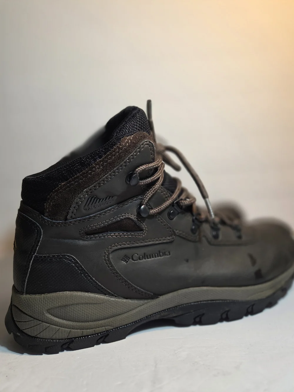 Columbia Men's Olive Brown Waterproof Hiking Boots